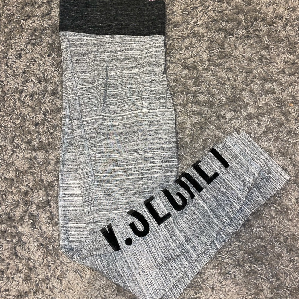 Victoria’s Secret legging